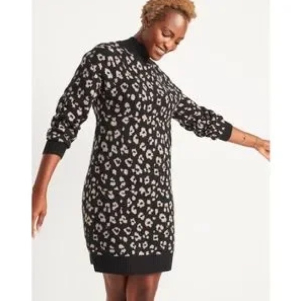 Old Navy Black and Cream Leopard Knit Sweater Dress